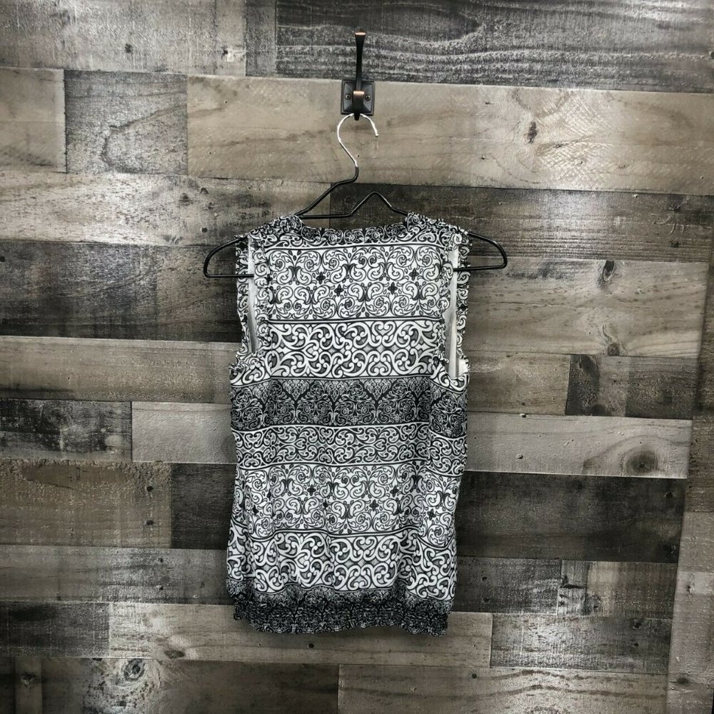 White House Black Market Sleeveless Top Size XS - Picture 7 of 7